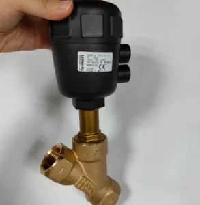 Burkert Angle Seat Valve 00007225 Pneumatic Angle Seat Valve Thread DN25