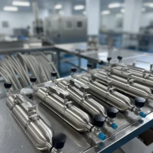 Monel 400 Seamless Sample Cylinder with Needle Valve Pressure Gauge Double Ended 1/4″ FNPT Alloy 400 Sampling Vessel 3000psi
