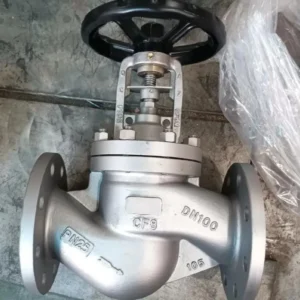 Y Type Globe Valve 304 Stainless Steel Low Pressure Drop PTFE Seat for Slurry Chemical Media